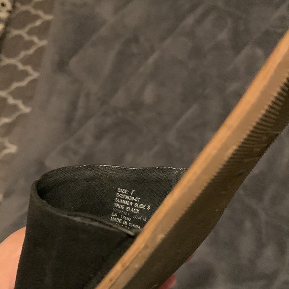 GAP flat faux-suede slide sandal - Picture 7 of 7